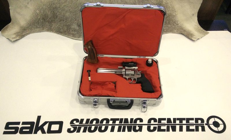 S&W 1.jpg